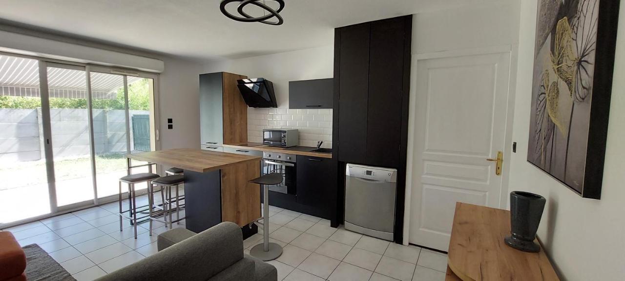 Superbe Appartement Proche De Tout, Climatise. La Teste-de-Buch Kültér fotó